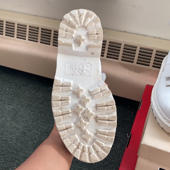 SOLD - Picture 4 of 8